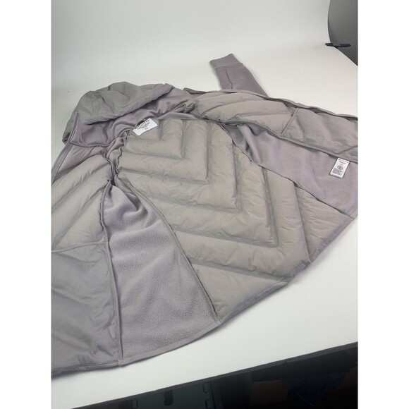 Athleta Inlet Down Puffer Jacket L Purple Lightweight Quilted Hood Outdoor - Picture 13 of 16